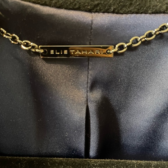 Elie Tahari Wool Blend Fitted Coat Size Large - Picture 5 of 9